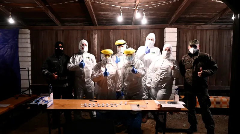 Testovací tým na Slovensku pracoval až do tmy