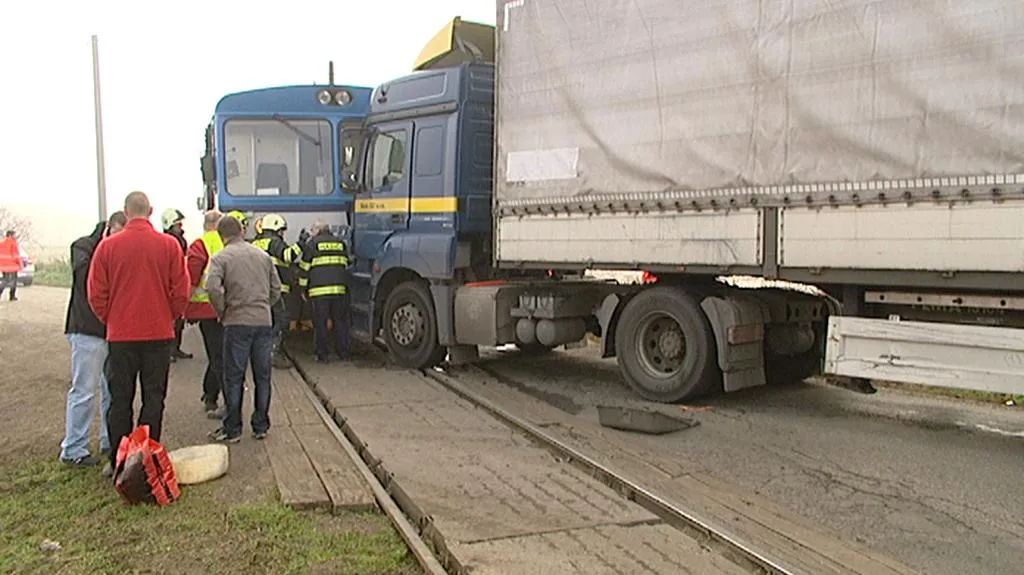 Nehoda na přejezdu v Brandýse