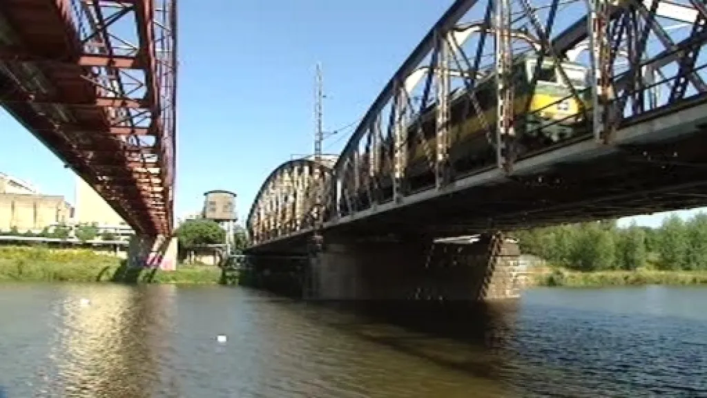 Kolínské mosty přes Labe