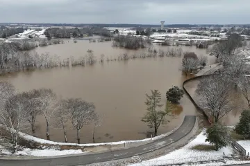 Záplavy v Kentucky si vyžádaly nejméně jedenáct obětí
