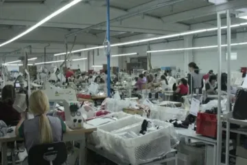 Výroba západního zboží mizí z Asie. Stále víc míří na Balkán nebo do Jižní Ameriky