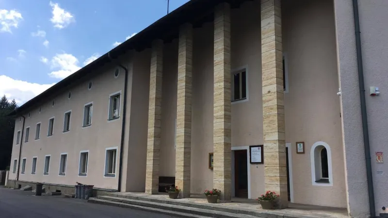 Lesní správa Lány