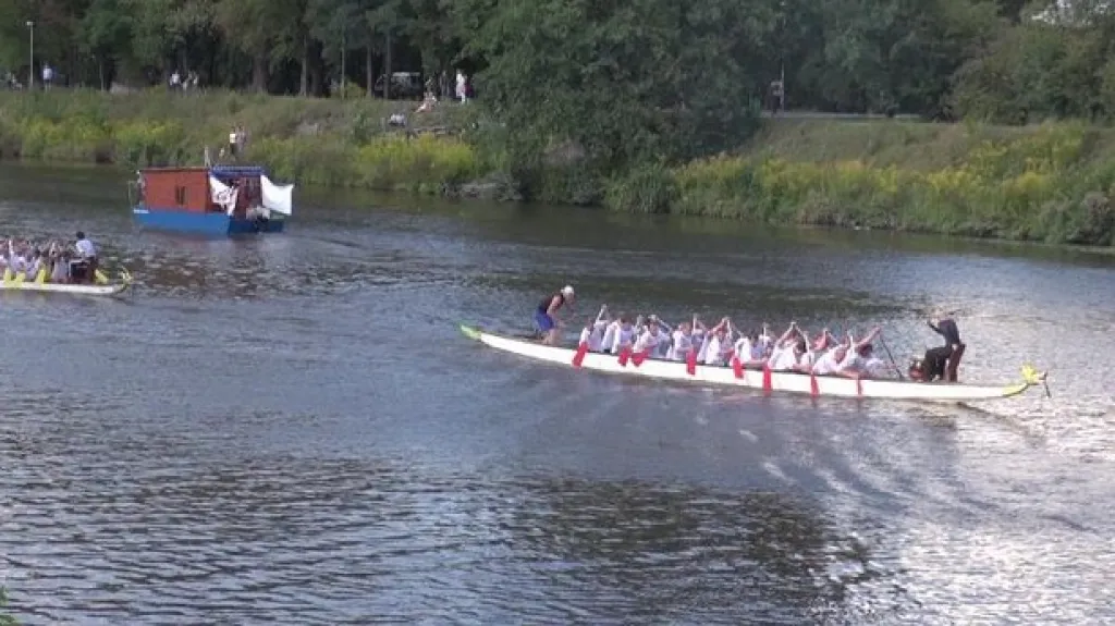 Dračí lodě v Kolíně