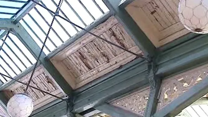 Masarykovo nádraží je ve špatném stavu