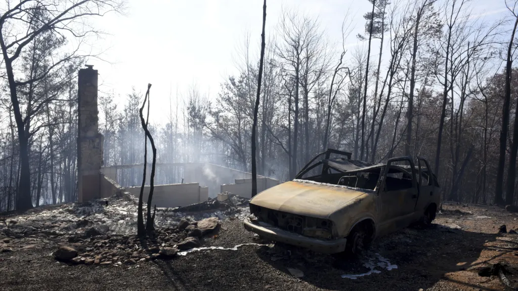 Spálené město Gatlinburg