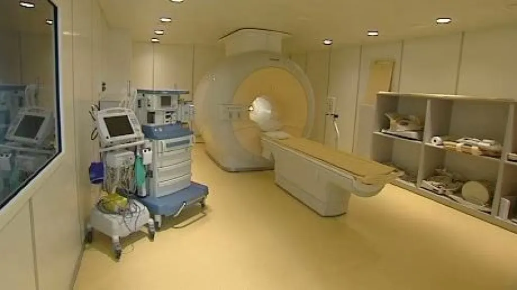 Magnetická rezonance