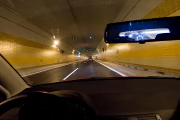 HN: Soud znovu zrušil kolaudaci tunelu Blanka, stále chybí opatření proti hluku