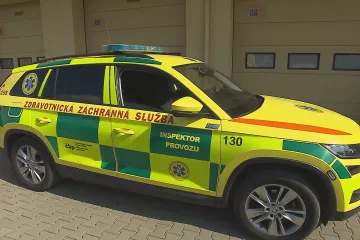Inspektoři provozu ve středních Čechách kontrolují práci záchranářů a současně pomáhají u vážnějších výjezdů