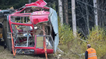 Vrak kabiny lanovky na Ještěd, listopad 2021