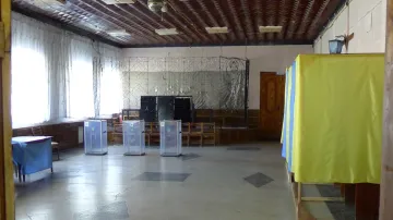 Proruští separatisté někde násilně obsadili volební místnosti