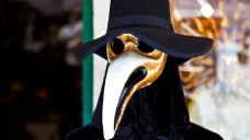 Moroví doktoři nosili typické „ptačí masky“