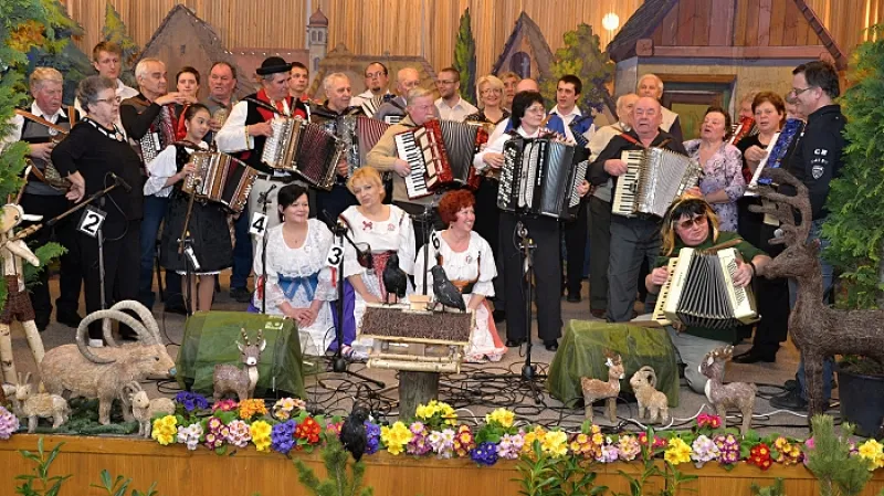 Z "Grupáče harmonikářů" v Čebíně