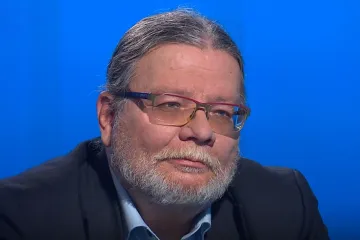 Musíme dělat všechno pro to, aby Ukrajina neprohrála mír, tvrdí Vondra