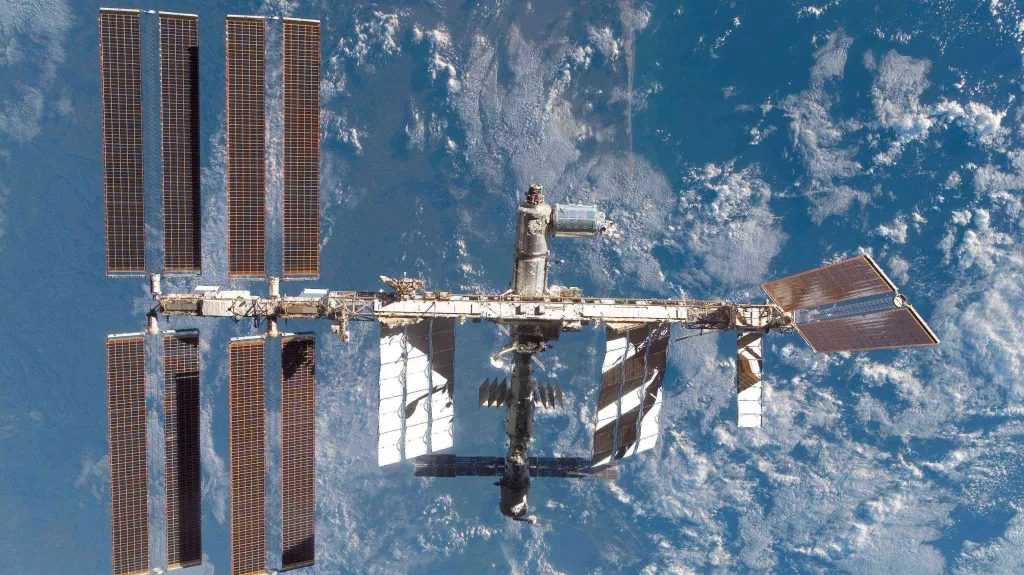 Mezinárodní vesmírná stanice (ISS)