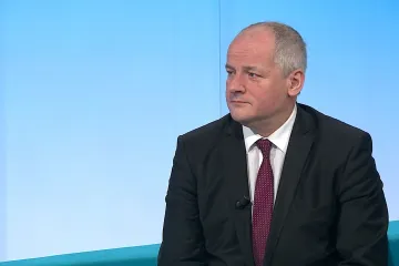 Vakcína by mohla být na konci října, Česko ji bude mít v prvním pololetí 2021, říká Roman Prymula