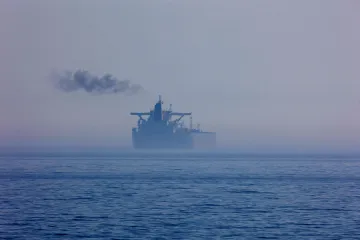 Francouzští vojáci obsadili tanker. Spojují ho s drony v Dánsku a ruskou stínovou flotilou