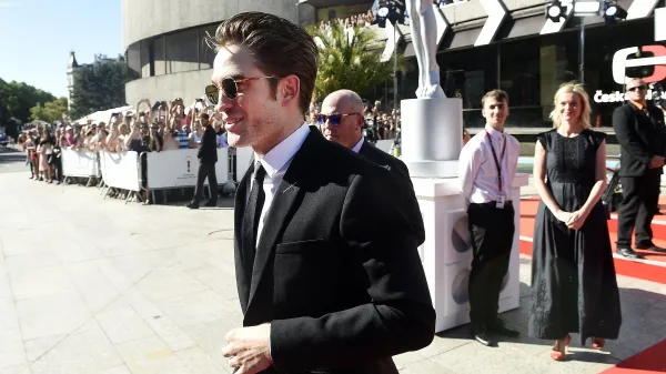 Exupír Robert Pattinson: Chtěl bych hrát postavy, které nemají zuby
