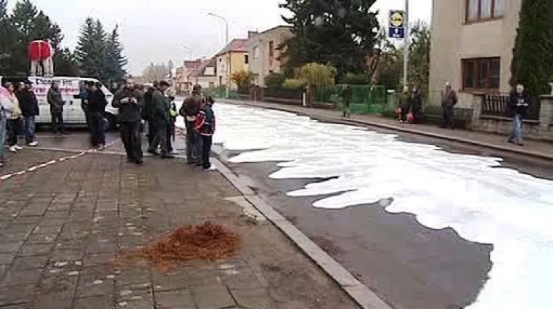 Mléko vylité při protestech zemědělců