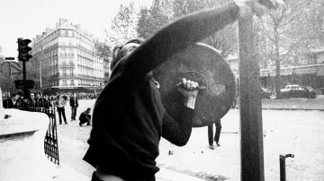 Studentská revolta v květnu 1968 v Paříži