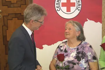 Ve volném čase pomáhají ostatním. Dobrovolníci Českého červeného kříže dostali ocenění v Senátu