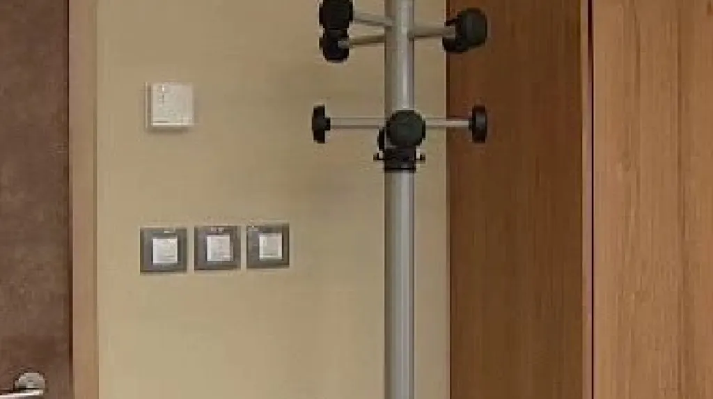 Věšák za 30 tisíc?