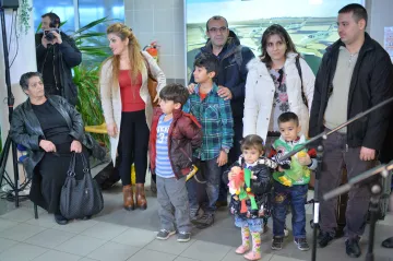 Do Česka přiletěli první křesťanští uprchlíci z Iráku