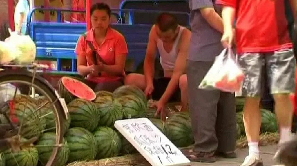 Prodej melounů v Pekingu