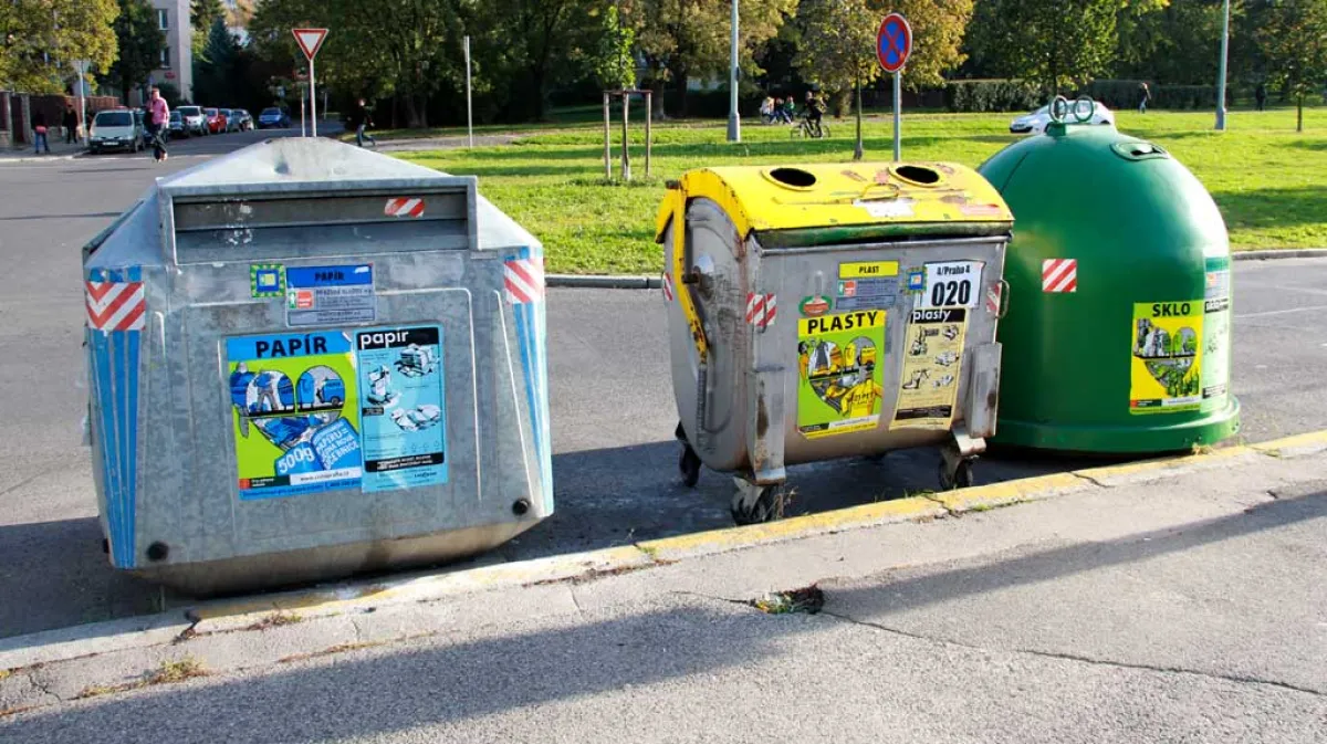 V Česku se nedaří recyklace odpadu, chybí linky — ČT24 — Česká televize