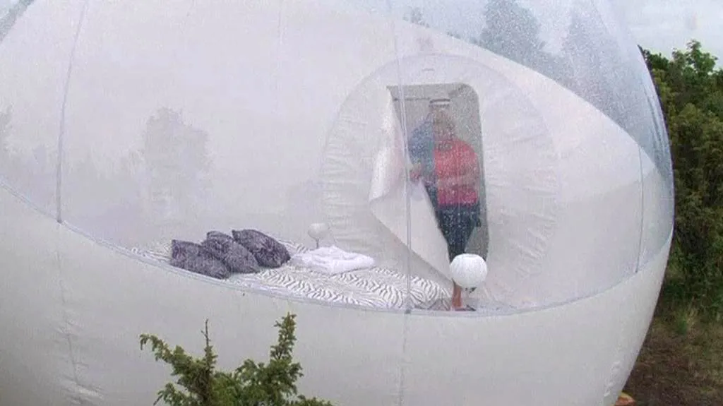 Nafukovací hotel v Estonsku