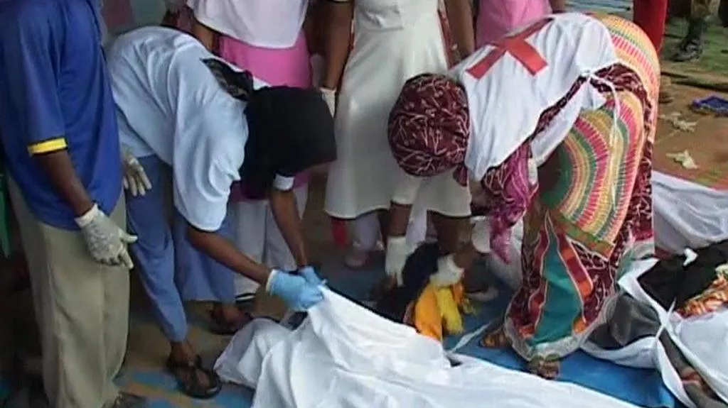 U Zanzibaru ztroskotal trajekt