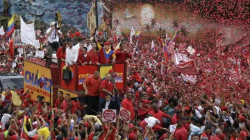 Cháveze podpořily tisíce lidí