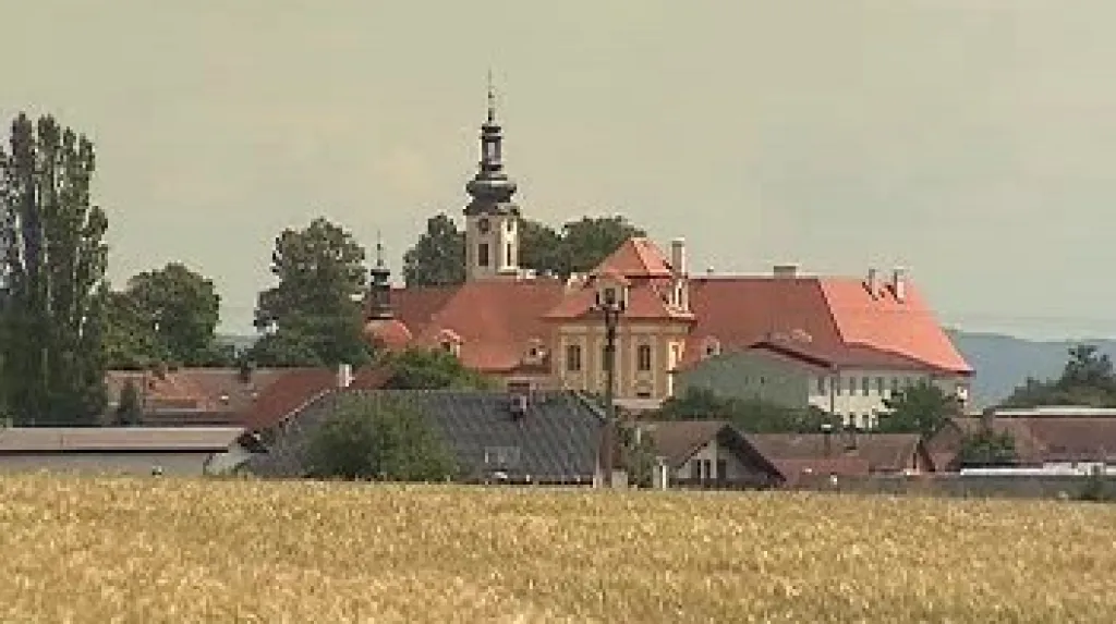 Klášter v Borovanech