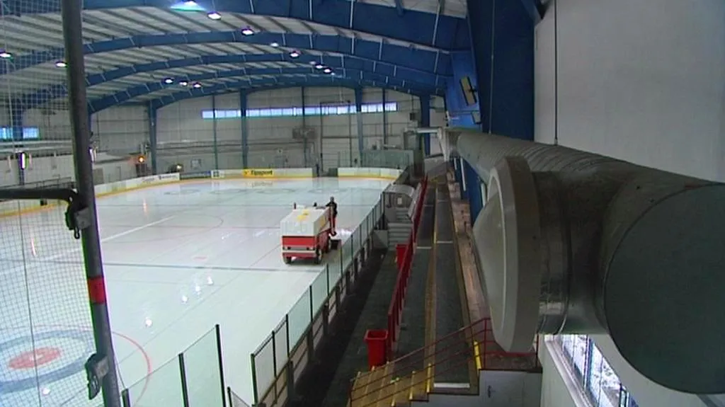 Zimní stadion