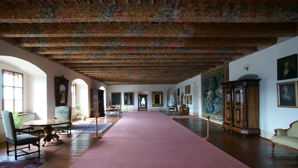 Další prohlídková trasa se zaměřuje na knížecí rod Schaumburg-Lippe