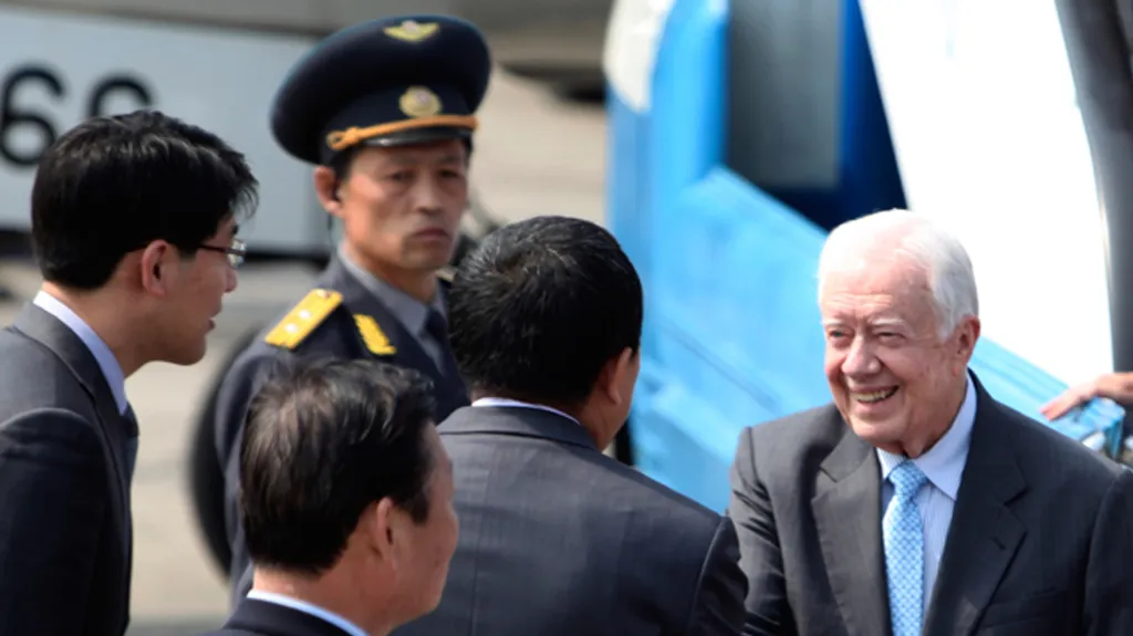 Jimmy Carter po příletu do Pchjongjangu