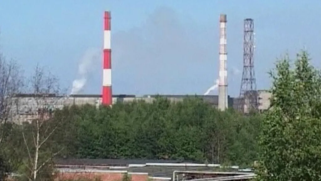 Papírna na břehu Bajkalu