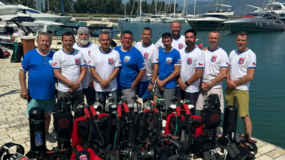 Tým potápěčů Czech Diving Team