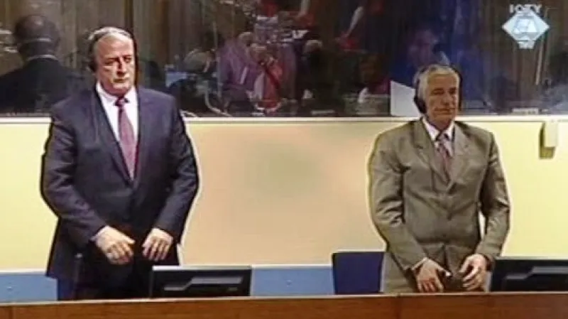 Veselin Šljivančanin a Mile Mrkšić