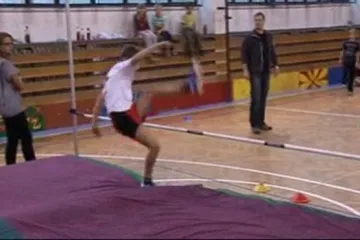 Vánoční laťka na ZŠ Benešova v Třebíči