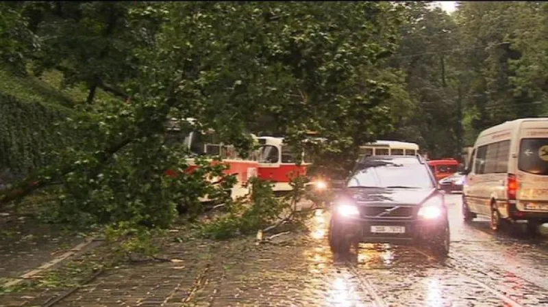 Do Česka míří další bouřky