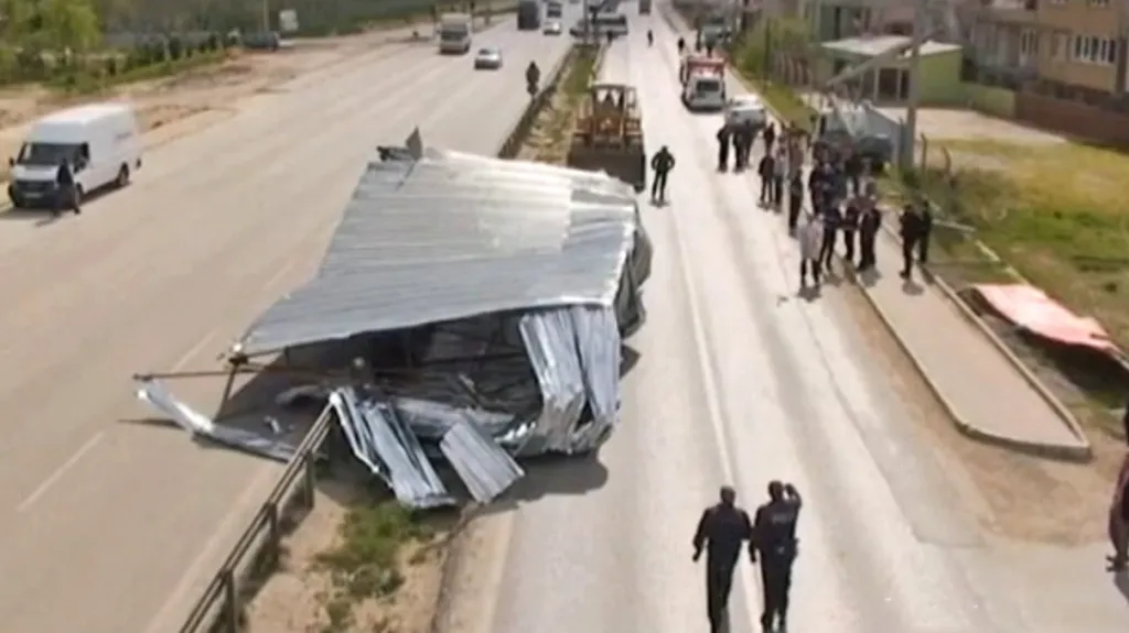 Pozinkovaná bouda málem způsobila tragédii