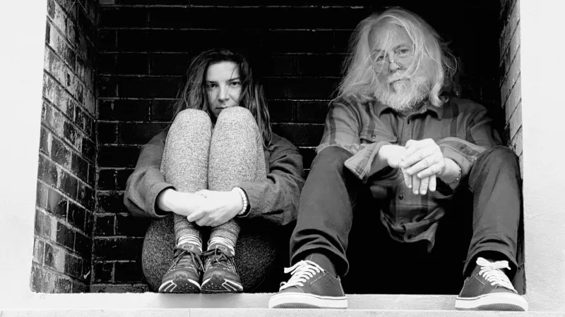 Z dokumentu Robert Richardson: The White Devil, vedle kameramana Richardsona sedí režisérka Jana Hojdová