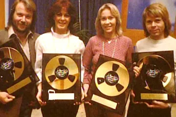 Předměty spojené se skupinou se prodávají za více než 2 miliony