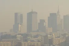 Desetitisíce Poláků umírají kvůli smogu. Krakov zakáže staré kotle, Varšava omezí vjezd starším vozům