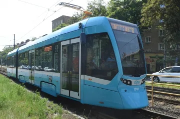 Čekání na tramvaj do Poruby? Maximálně pár minut. Dopravní podnik zavádí linku 8+