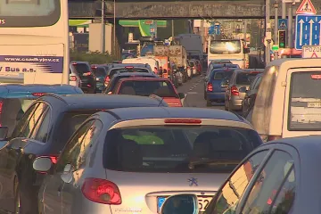 Kolony aut v Brně: Na vině jsou stavební práce i chování řidičů 