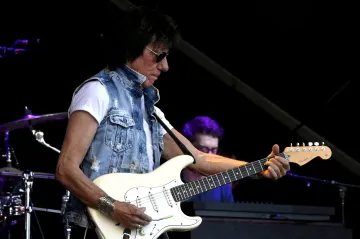 Zemřel Jeff Beck, jeden z nejlepších kytaristů všech dob 