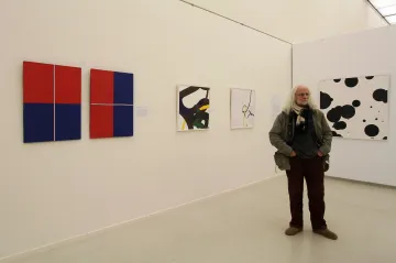 Recenze: Omyl, není to geometrie! Liberecká výstava je poctou geometrickým strukturám