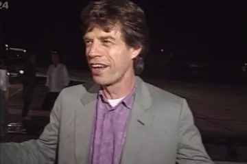 30 let zpět: Kameny se valí do Prahy