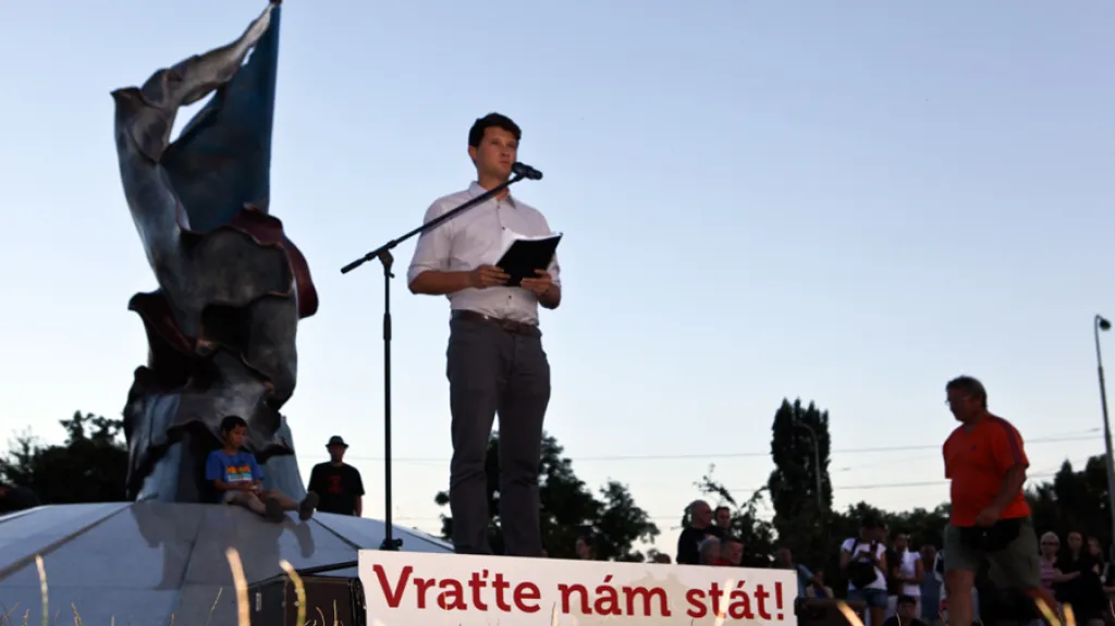 Demonstrace proti vládě